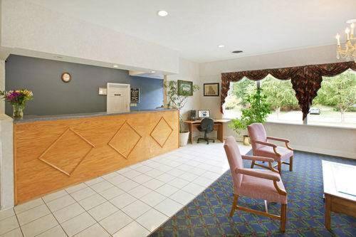 Governors Inn Shelby Luaran gambar